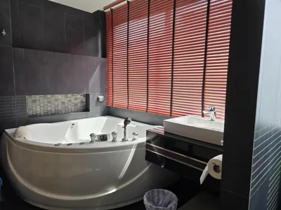 Absolute Bangla Jacuzzi Suites Condo – Fotos 10